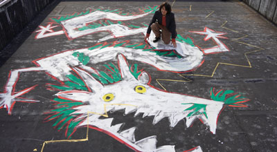 ビルが丸ごと迫力のアート空間に～金沢100年の森美術館～