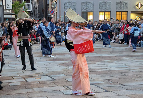 ひがし茶屋街のおわら流し